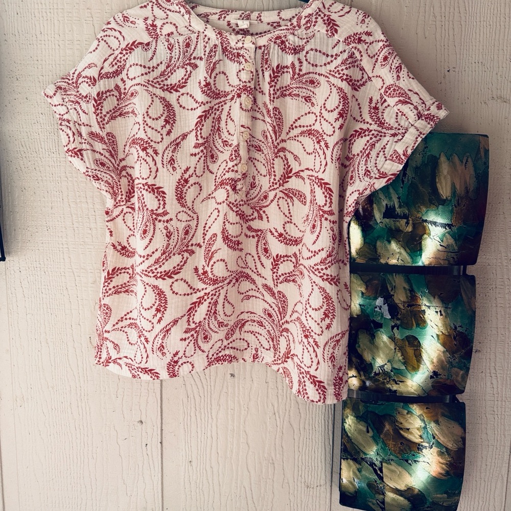 2 for $35 | Orange and White Patterned Women's Top